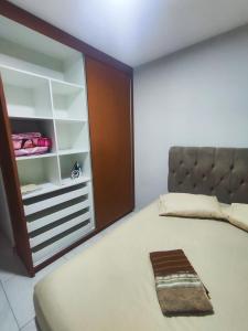 Quarto com banheiro privativo PARA MULHERES