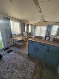 Beach gardens - Greatstone