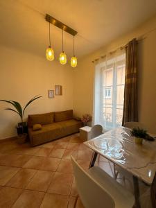 Villarey Home - central apartment in Menton
