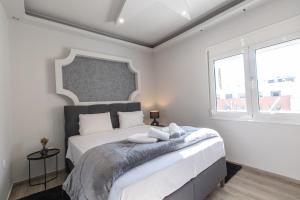 Aristotelous Elysian House