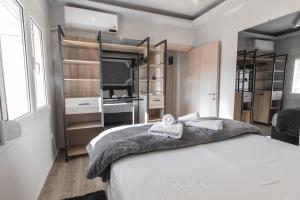 Aristotelous Elysian House