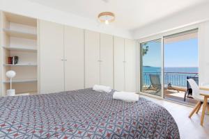 Juan les pins vue sur la mer