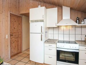 6 person holiday home in Oksbøl-By Traum