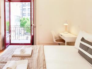 Comfortable flat, cozy balcony close to Aliados Av