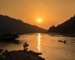 MEKONG BACKPACKERS Pakbeng - 浦阿
