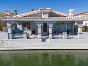 Ohana Beach, Paradise Escape - Blythe