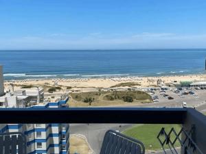 Departamento con Piscina y Vista al Mar