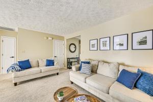 Family Home with Ping-Pong and Fire Pit in Lexington