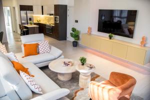 Luxury Apartment Rooftop With Two Level and Infinitive Pool