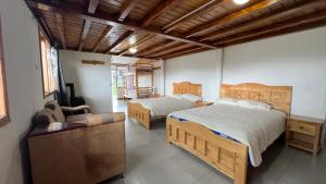 Ilinizas Mountain Lodge