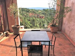 Roussillon House - 3hvězdičkové hotely ve městě Roussillon