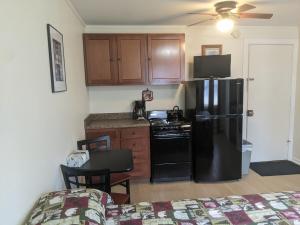 Saranac Lake Studio Apartment
