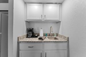 SC9- Silver Cove 9 condo