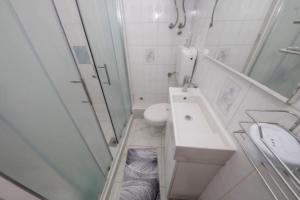 Apartments with parking space Barbat, Rab - 23817