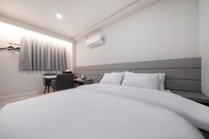 Phòng Ba Người (Triple Room)