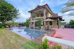 Luxury Villa Hening Sari, Umbai Melaka - Smarthome - Merlimau