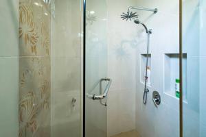 Luxury Villa Hening Sari, Umbai Melaka - Smarthome