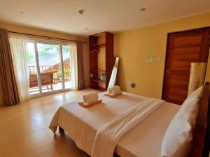 Amor Family Suite near the Pool