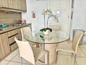 Cozy 2BR Apt 1 Cikditiro Menteng with gym & pool by 2ndHome