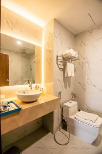 Gold Central Hotel by Haviland