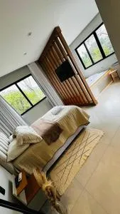 Loft Aconchegante em Petrópolis RJ com Vista Deslumbrante para as Montanhas Perfeito para sua Temporada - Petrópolis