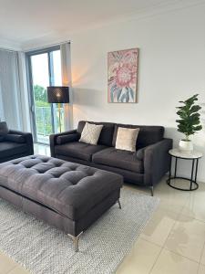 Spacious 4-Bedroom Apartment next to Harbour Town