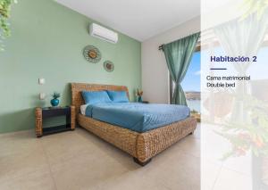 Family House Pool & Lake view 4 Bedrooms