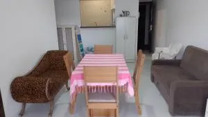 Apto em frente a praia de Itauna - 萨夸雷马