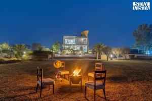 StayVista at The Saket Farm with Pool, Bonfire