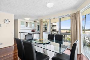 Pumicestone Apartments Unit 6