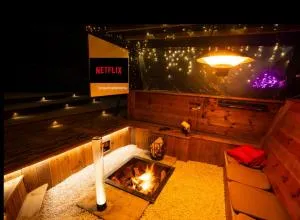 Fireside Lodge near Golf, Ski & Lake - Trångsund