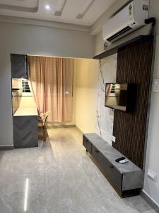 Hum Homes - Urban Abode