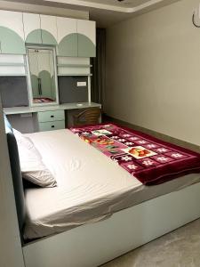 Hum Homes - Urban Abode