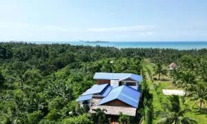 Paruparong Bughaw Ecofarm Resort - Sofronio Española