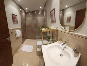 Aeon towers El sheikh zayed