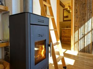 Cabin in Stans near Kellerjoch Ski Area