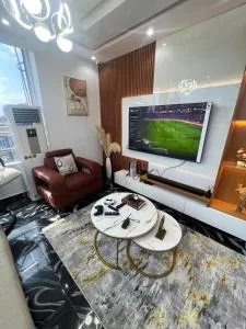 Grandeur Apartment - Luxurious 2 bedrooms penthouse - Апапа