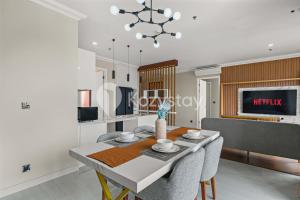 Mavro by Kozystay - Alam Sutera