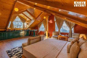 StayVista at Johnson Studios with Views and Wi-Fi