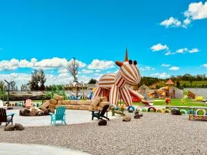 QING Luxury Campgound Hotel - Datong