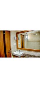 Hotel The Uday Regency