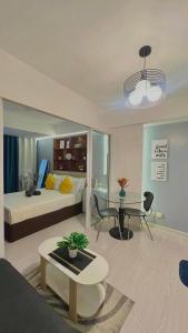 Yanas Place - Azure Residences