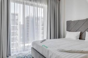 Knokey Dubai Creek Beach with Lagoon Pool access