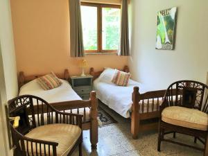 Maisons de vacances Chateau du Fraissinet, 6 gites sleeping 2-8 guests, Pool and River on site : photos des chambres