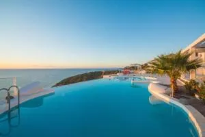 Kaladi Rock Avlemonas - 阿齐亚·佩拉加·基西拉