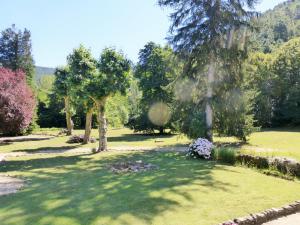 Maisons de vacances Chateau du Fraissinet, 6 gites sleeping 2-8 guests, Pool and River on site : photos des chambres