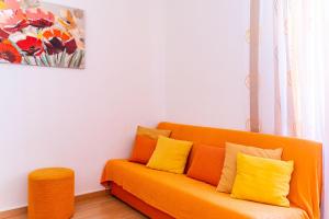 Apartment Cecilija - Seafront with sunbeds! Unique