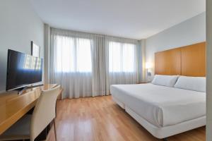 Double Room with Garden View room in Hesperia Barcelona Del Mar
