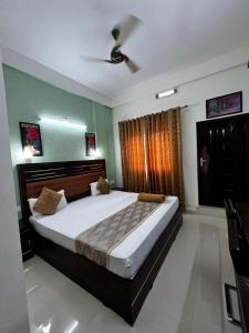 The Svarga Hill Munnar View resort
