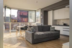 Suites in Financial District 4 pax